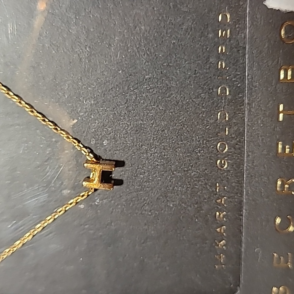 BNWT initial H necklace - Picture 2 of 4